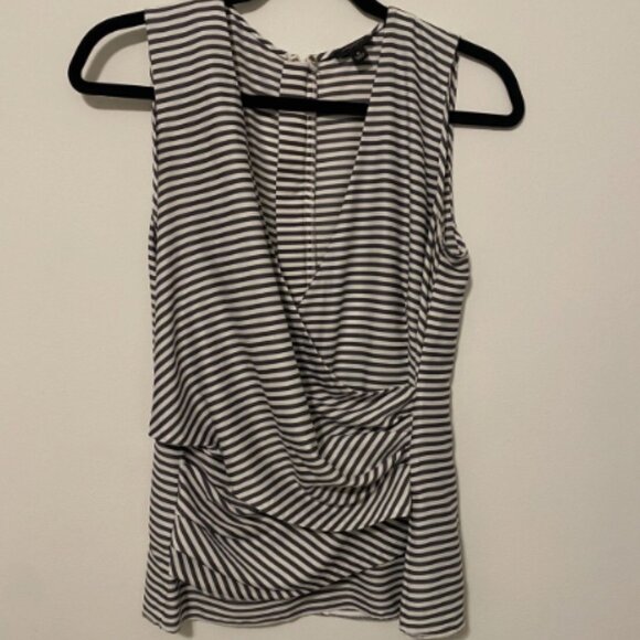 BOGO🎀Ann Taylor stripped V wrap tank top- Sz 10 - Picture 1 of 7